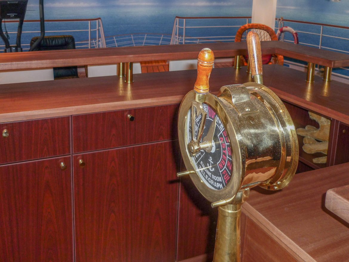 Hobbyraum im maritimen Stil