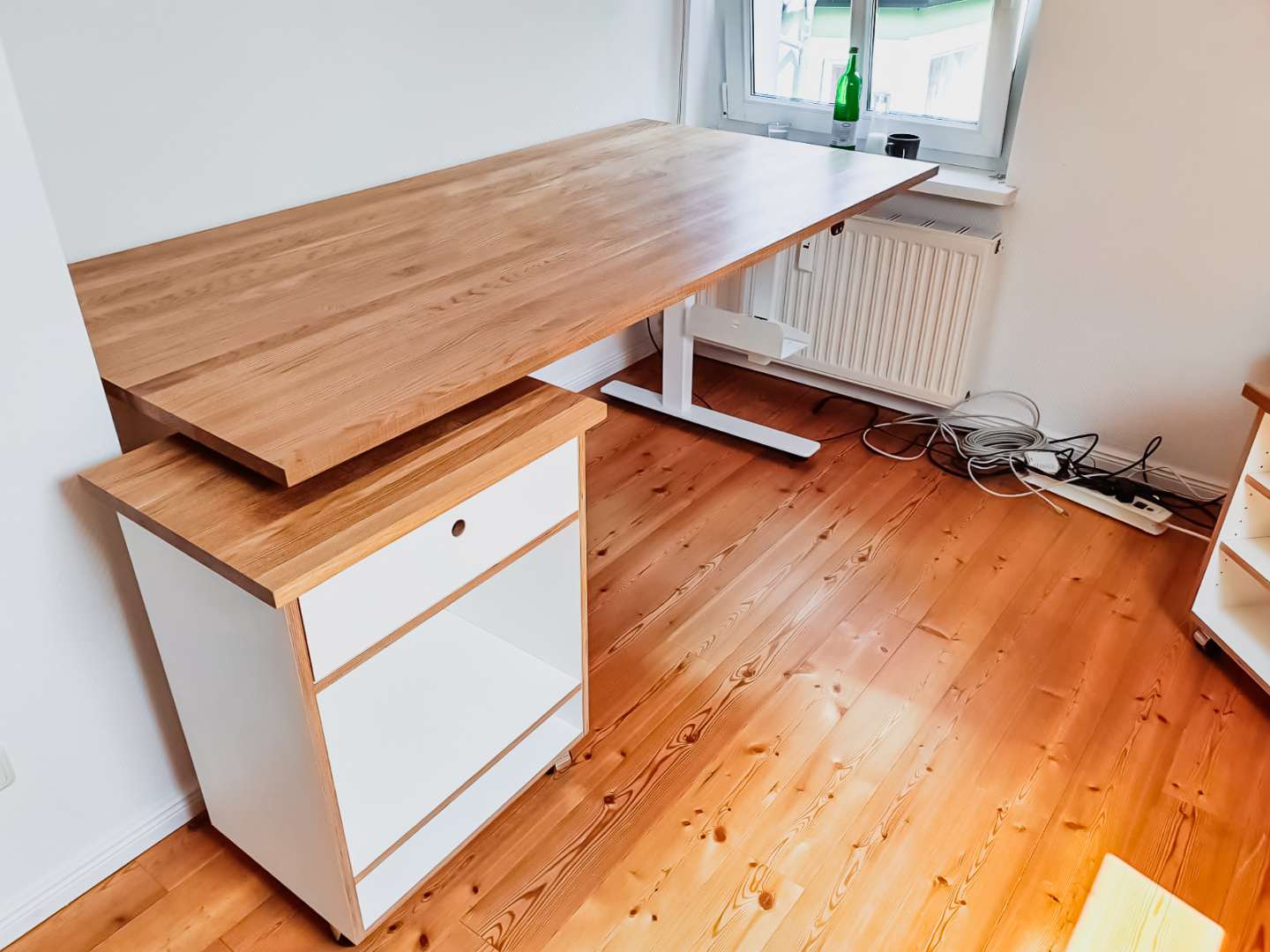 Homeoffice-Schreibtisch